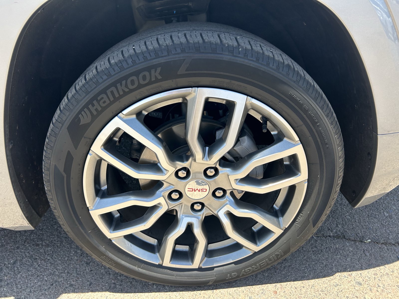 Certified 2024 GMC Terrain Denali w/ Denali Premium Package AWD/4WD image 9
