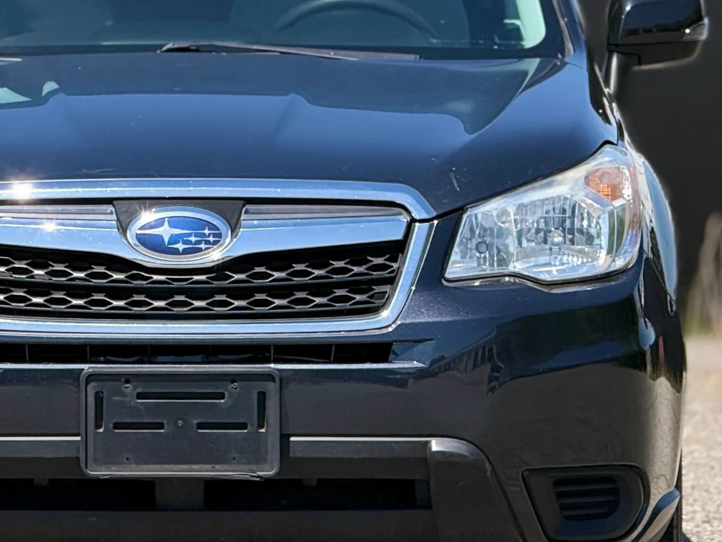 Used 2015 Subaru Forester 2.5i Premium w/ All-Weather Package AWD/4WD image 12