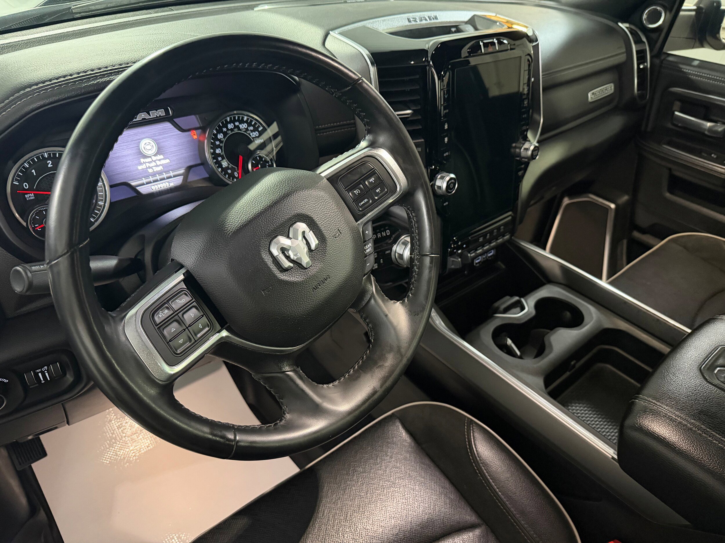 Used 2022 RAM 2500 Laramie AWD/4WD image 9