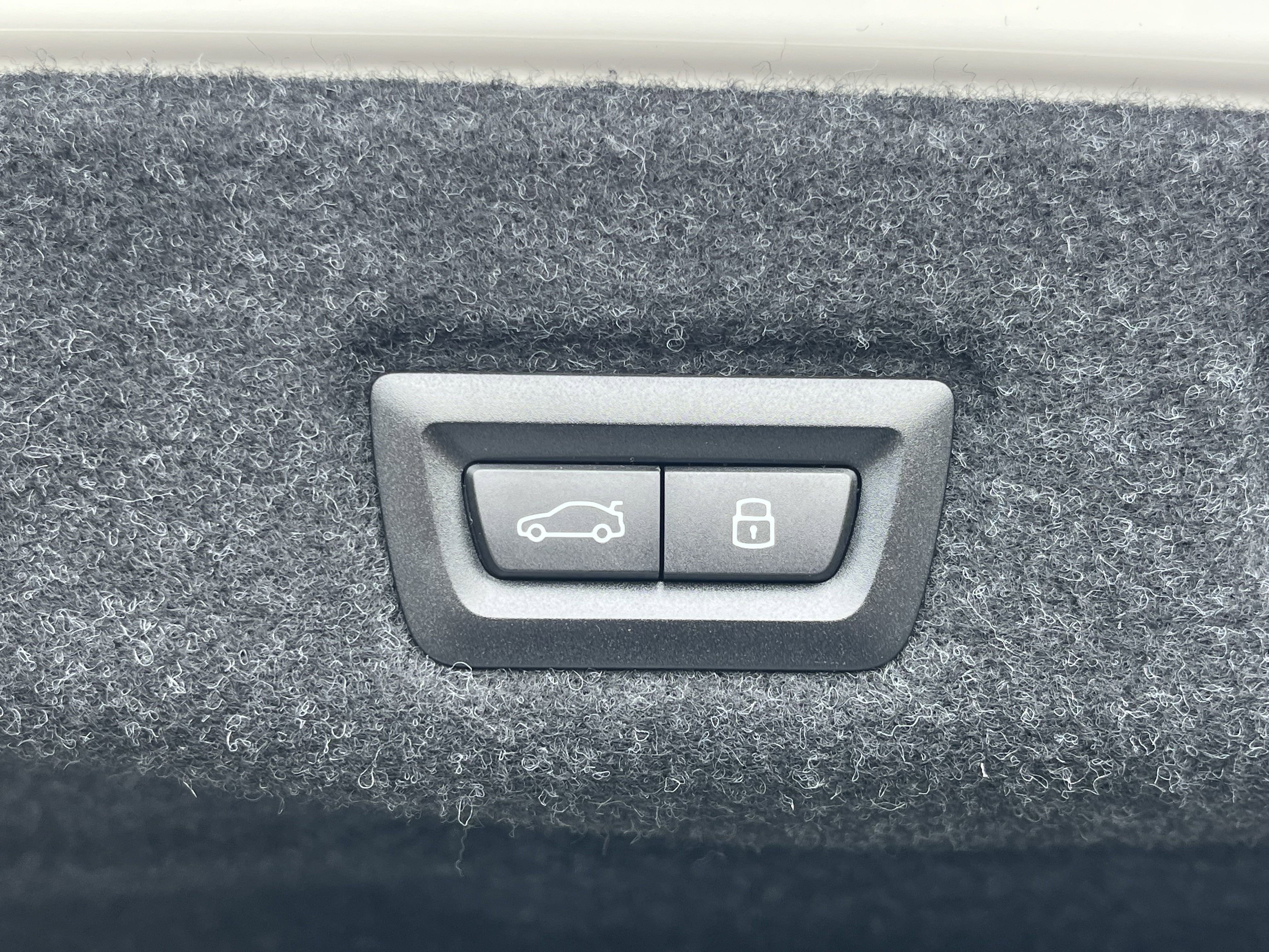 New 2026 BMW i5 eDrive40 w/ M Sport Package image 28