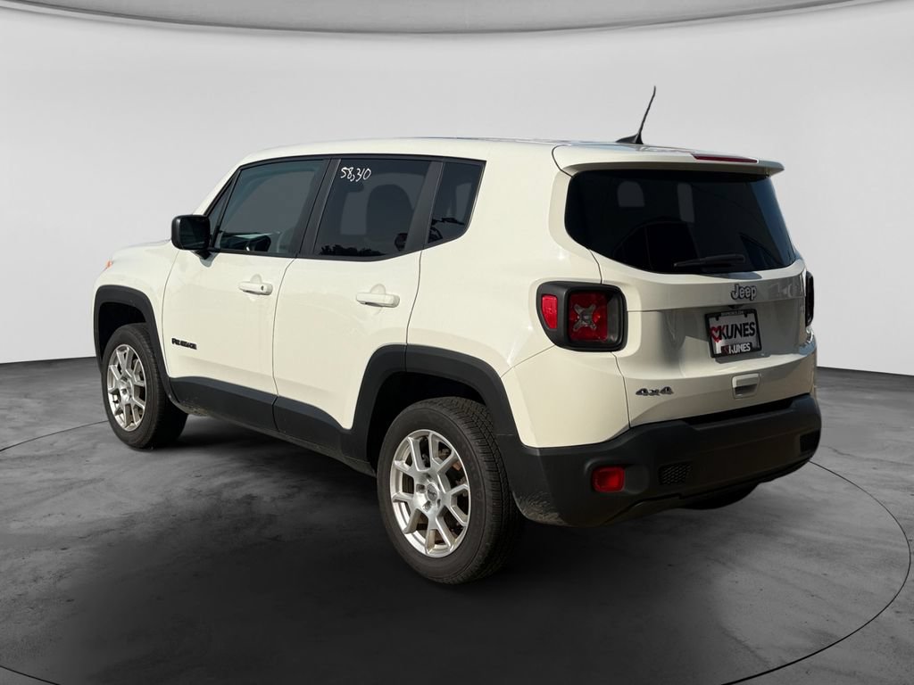 Used 2023 Jeep Renegade Latitude AWD/4WD image 7