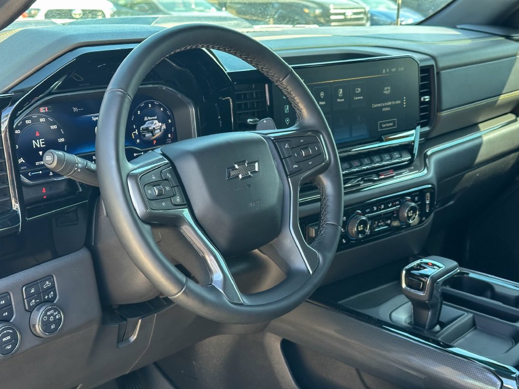Used 2024 Chevrolet Silverado 1500 ZR2 AWD/4WD image 12