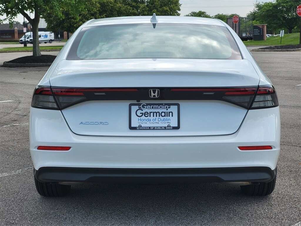 Used 2023 Honda Accord EX image 15
