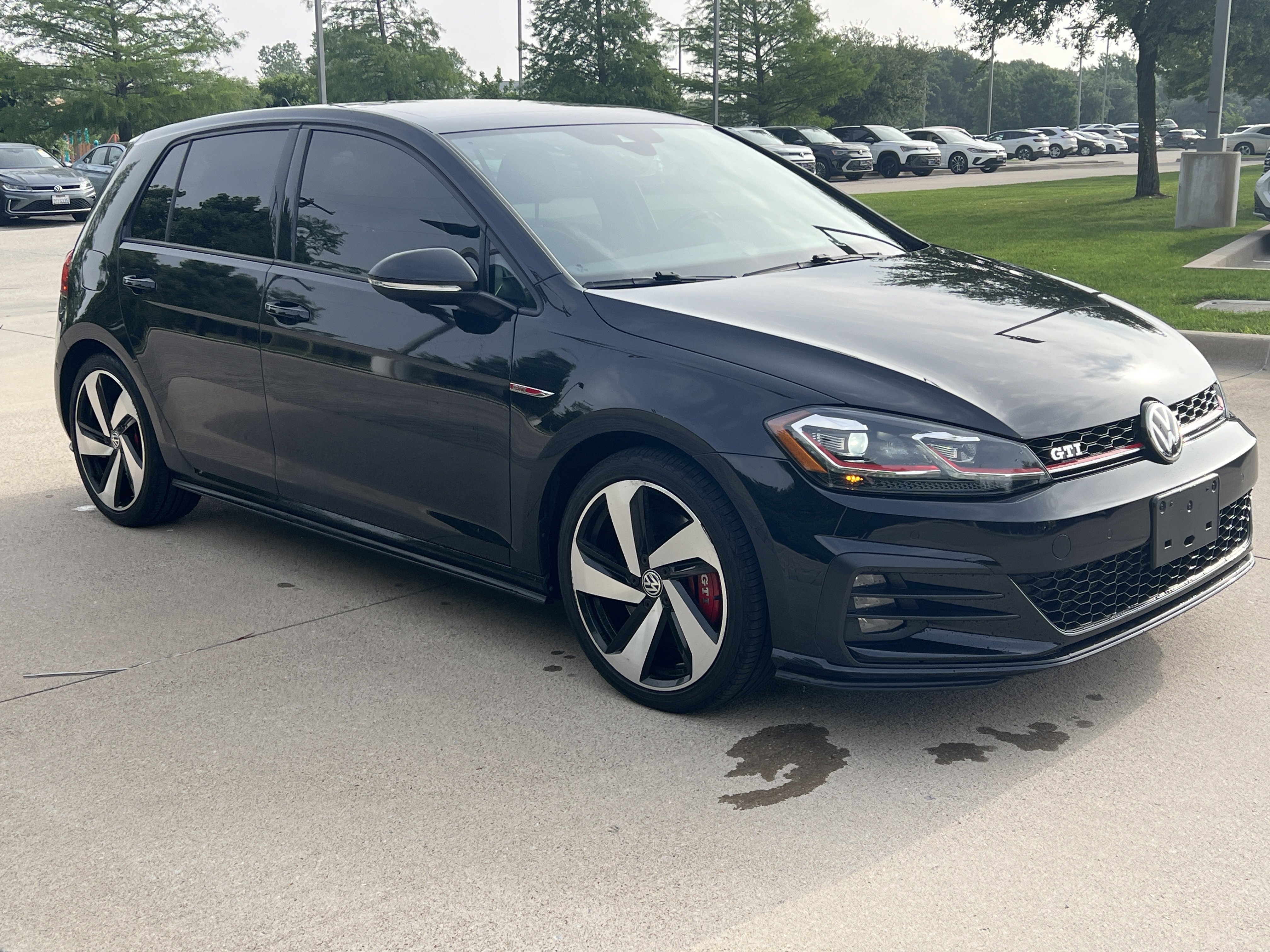 Used 2018 Volkswagen GTI Autobahn FWD image 2