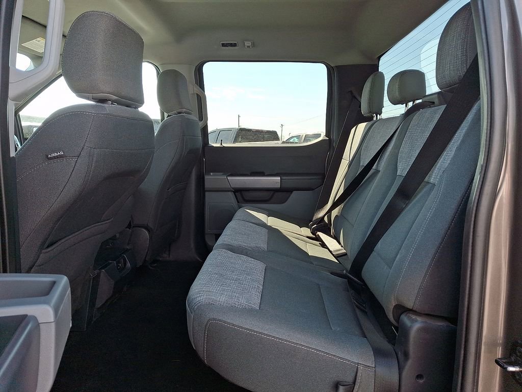 Used 2022 Ford F150 XLT w/ Trailer Tow Package image 10