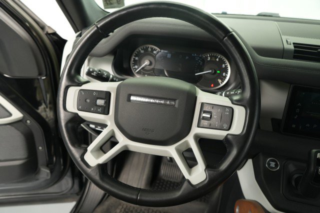 Used 2023 Land Rover Defender 110 X-Dynamic SE AWD/4WD image 37
