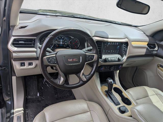 Used 2017 GMC Acadia Denali w/ Technology Package AWD/4WD image 10