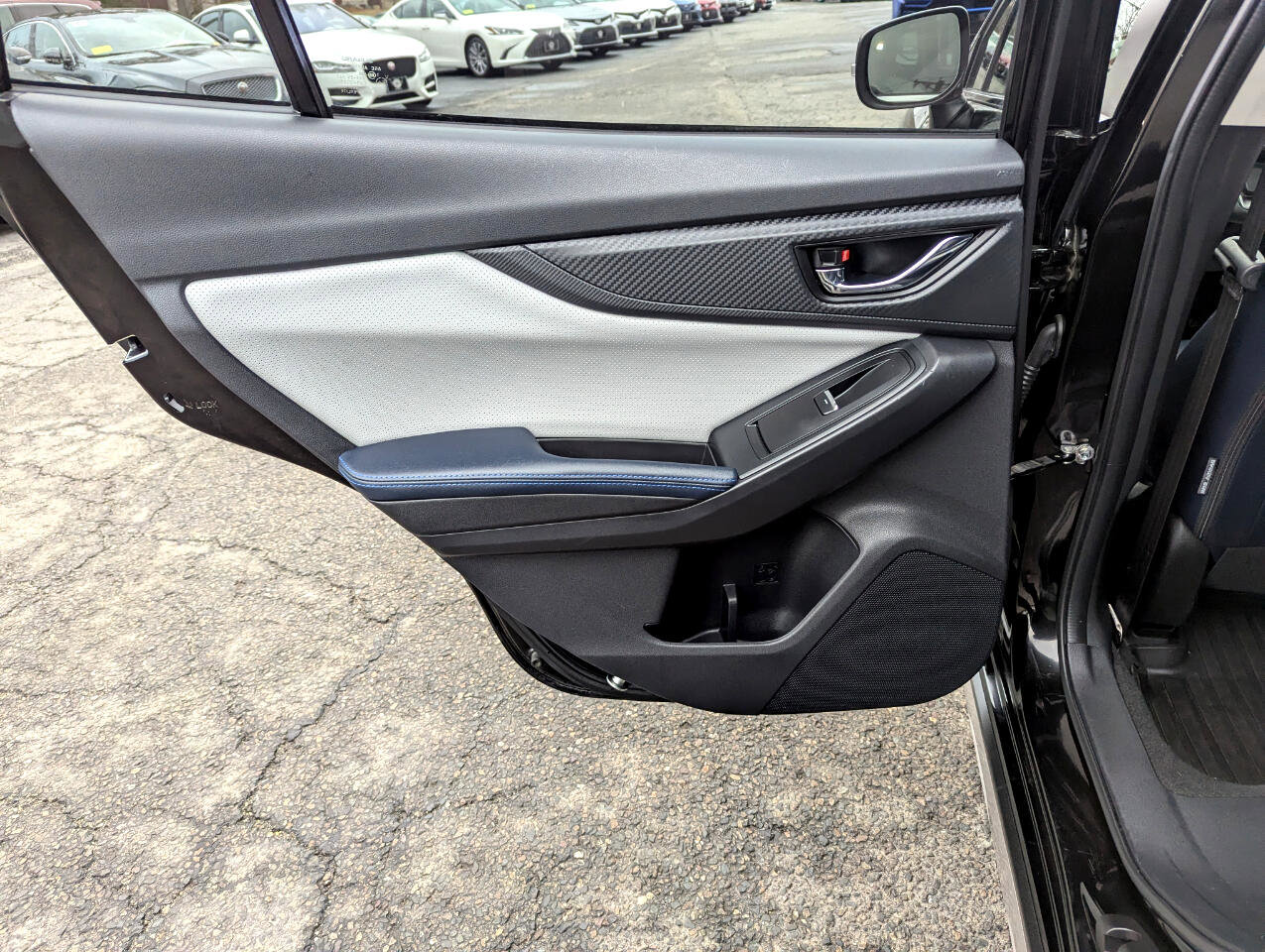 Used 2019 Subaru Crosstrek Hybrid w/ Moonroof Package w/Navigation image 43