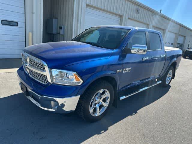 Used 2017 RAM 1500 Laramie w/ Convenience Group AWD/4WD image 2