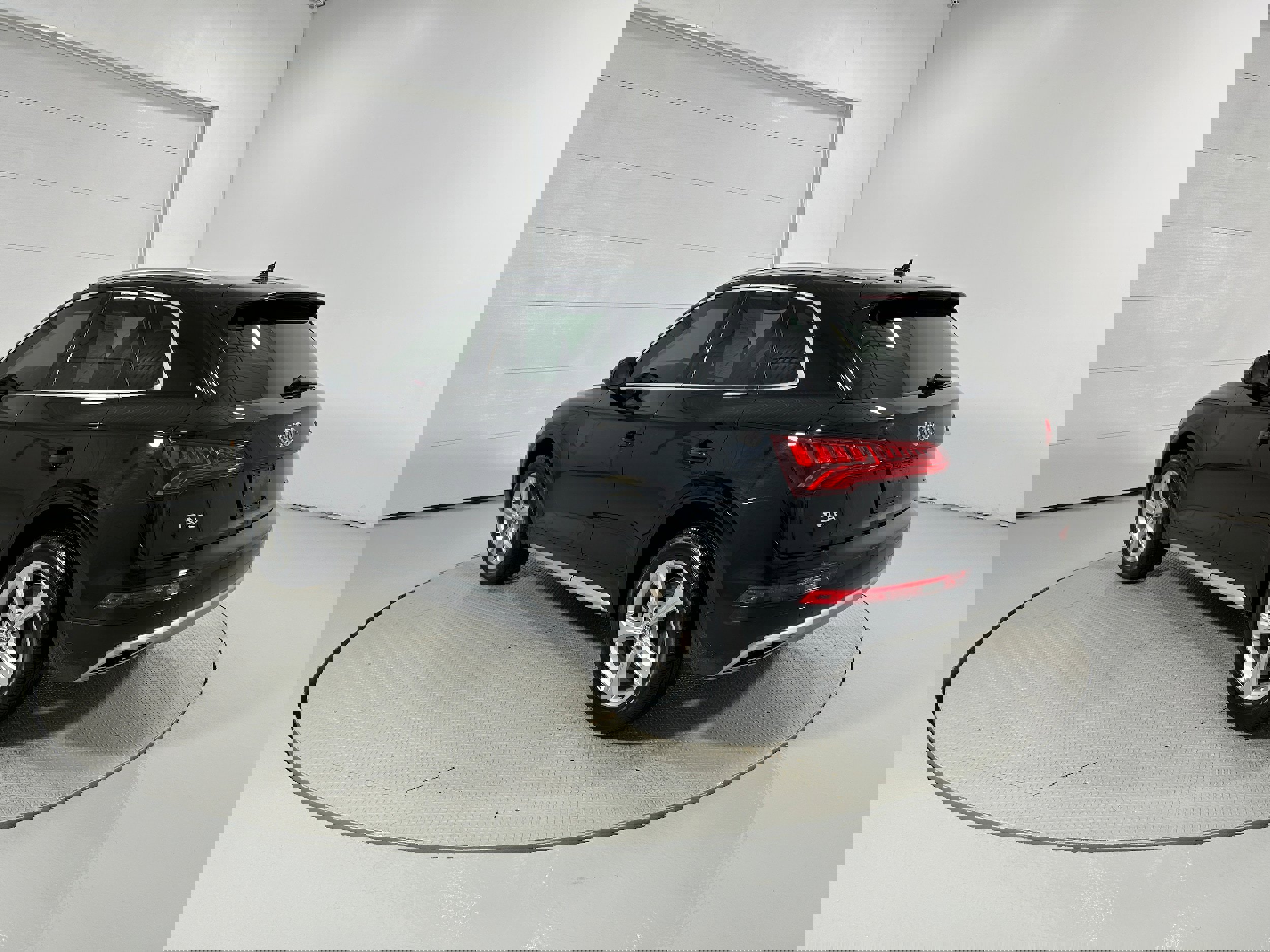 Used 2020 Audi Q5 2.0T Premium w/ Convenience Package image 22