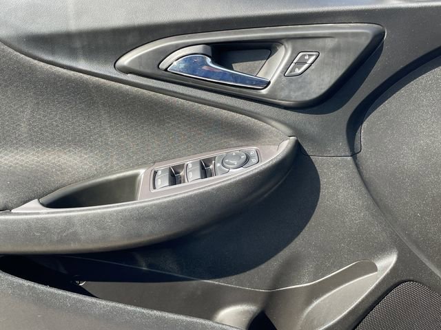 Used 2021 Chevrolet Malibu LS image 22