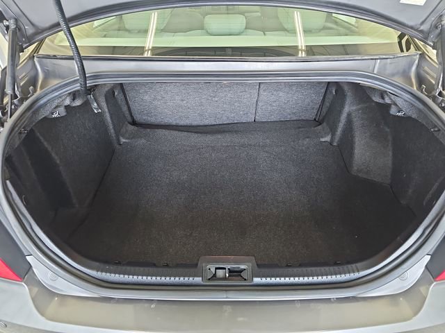 Used 2011 Ford Fusion SE FWD image 19