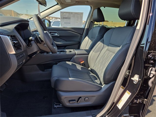 New 2026 Nissan Rogue Platinum w/ Platinum Premium Package image 10