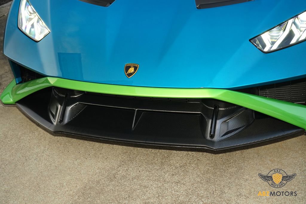 Used 2022 Lamborghini Huracan STO image 11