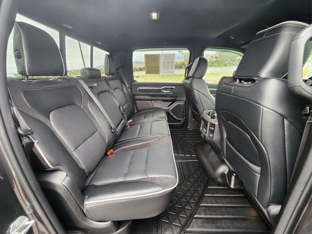 Used 2025 RAM 1500 Laramie w/ Sport Appearance Package AWD/4WD image 12