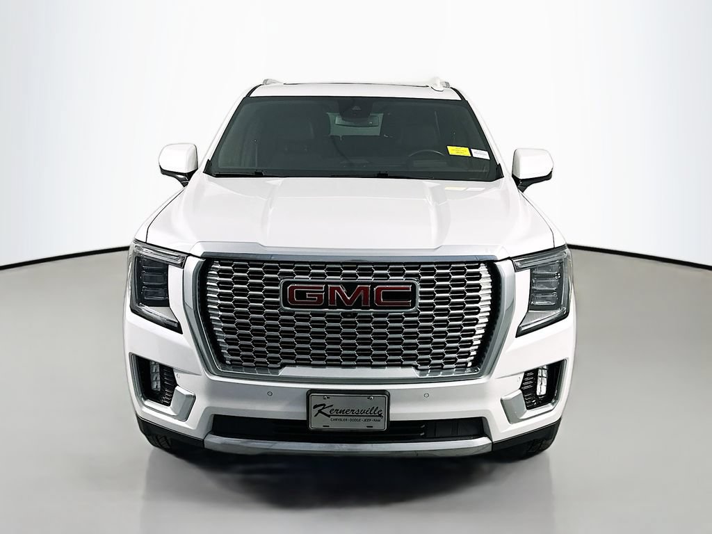 Used 2023 GMC Yukon Denali w/ LPO, Floor Liner Package AWD/4WD image 2