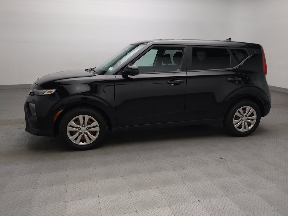 Used 2021 Kia Soul LX FWD image 2