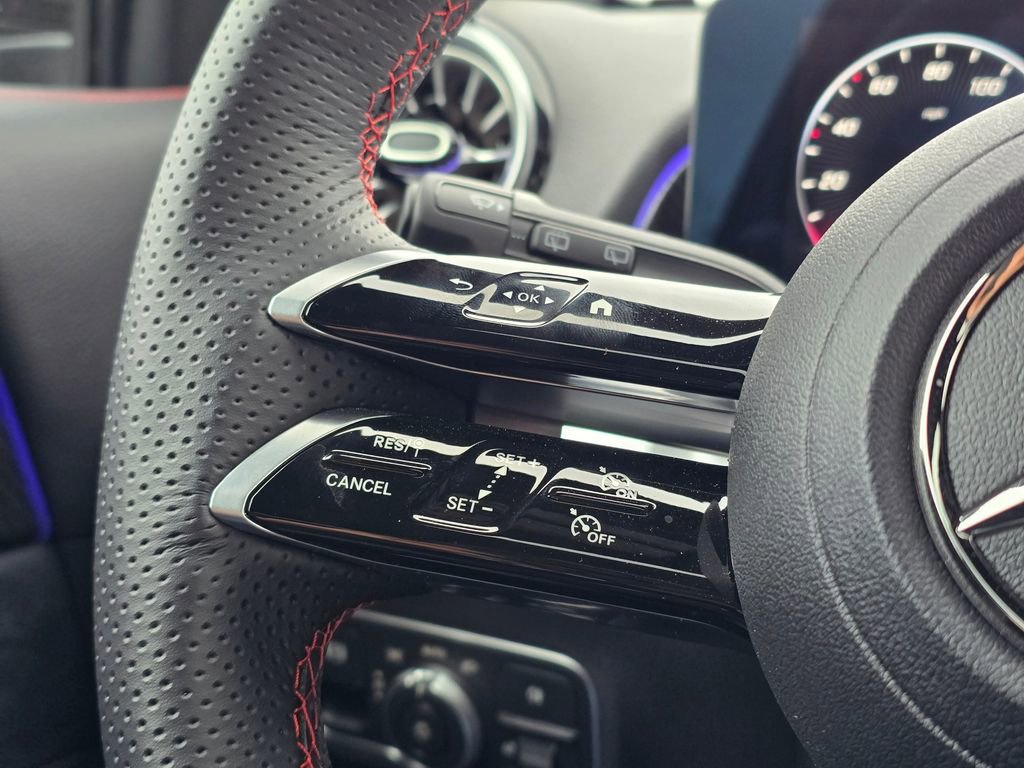 New 2024 Mercedes-Benz GLB 250 image 33