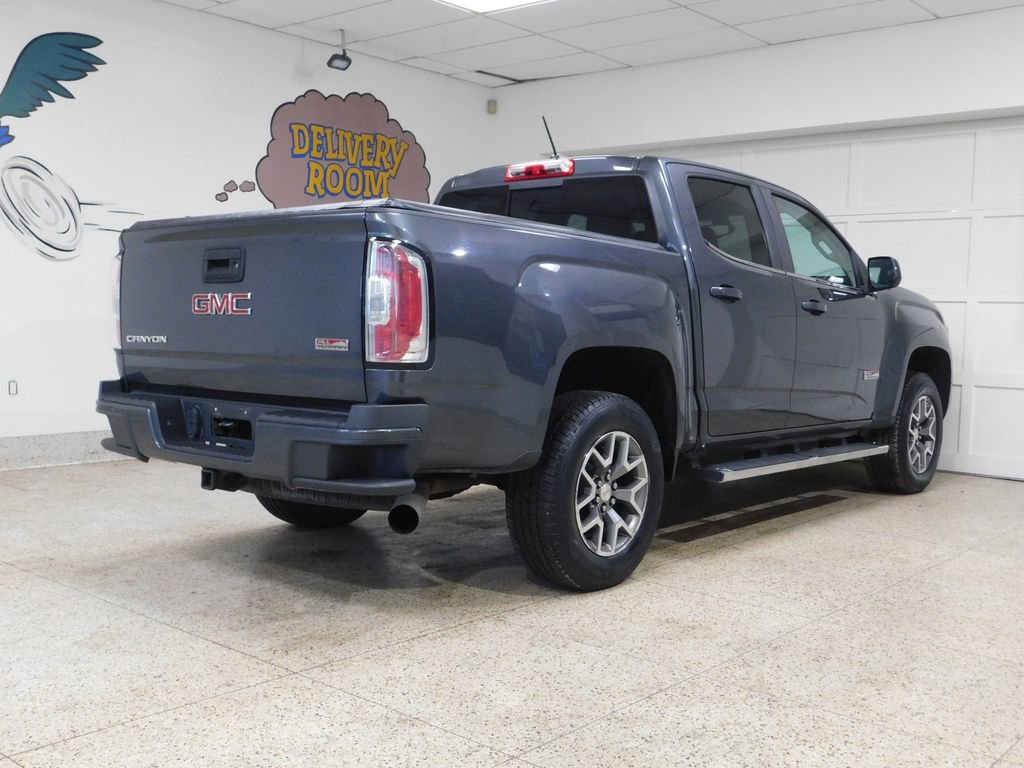 Used 2016 GMC Canyon SLE w/ All Terrain Package image 4