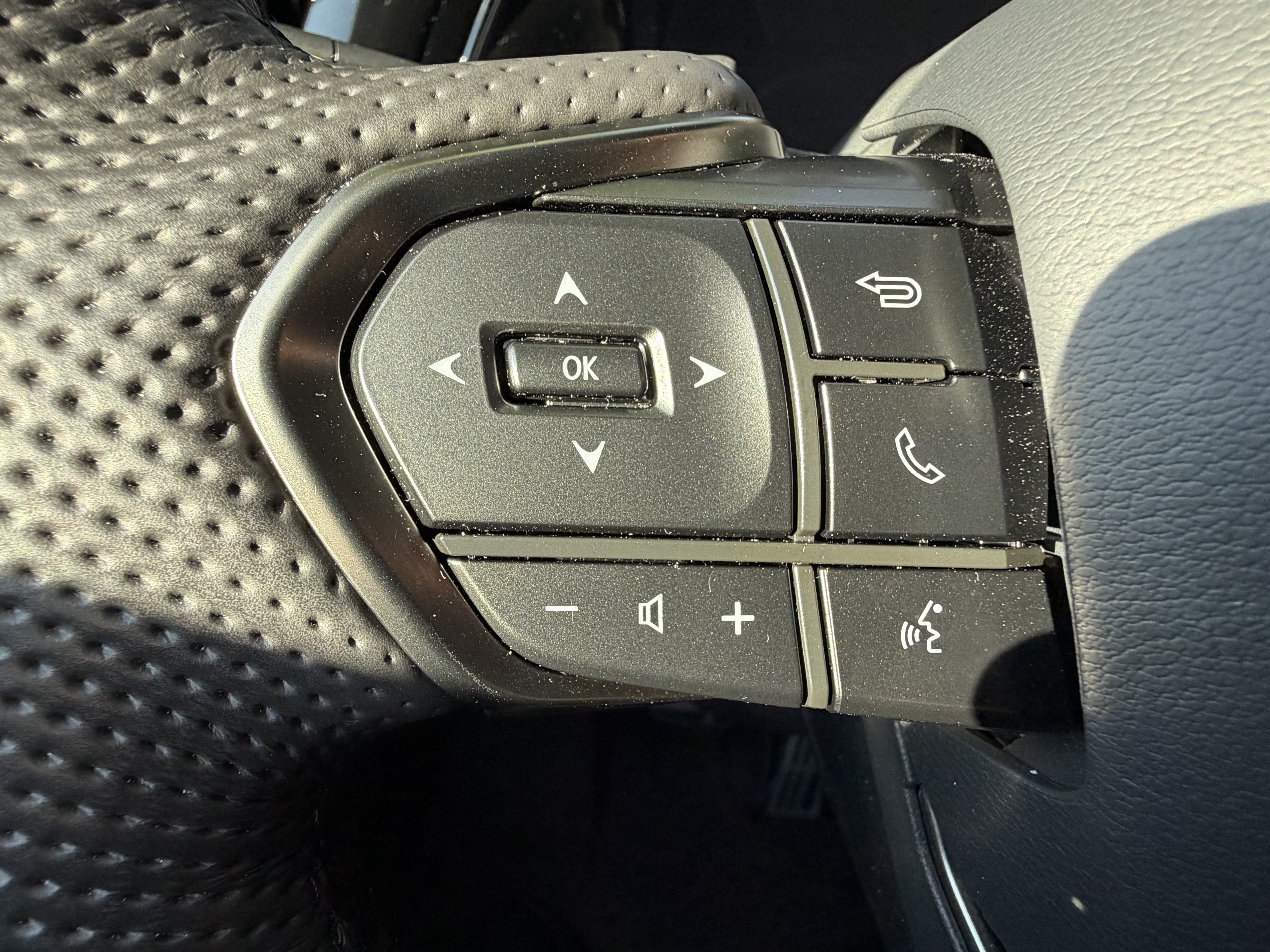 Used 2025 Lexus TX 350 AWD image 19