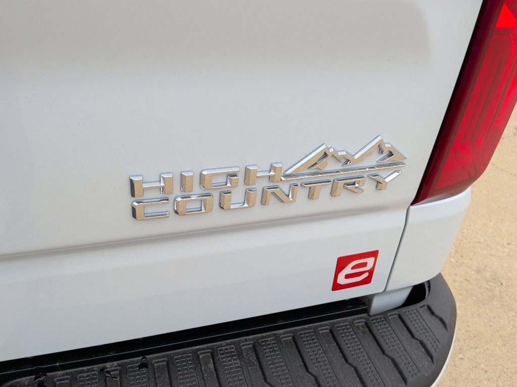 New 2026 Chevrolet Silverado 1500 High Country w/ Technology Package AWD/4WD image 46