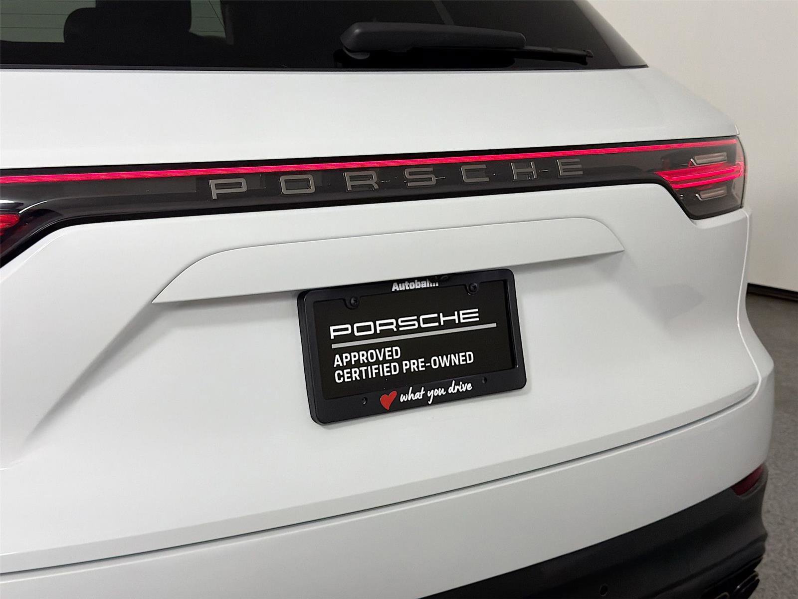 Certified 2023 Porsche Cayenne S Platinum w/ Assistance Package image 17