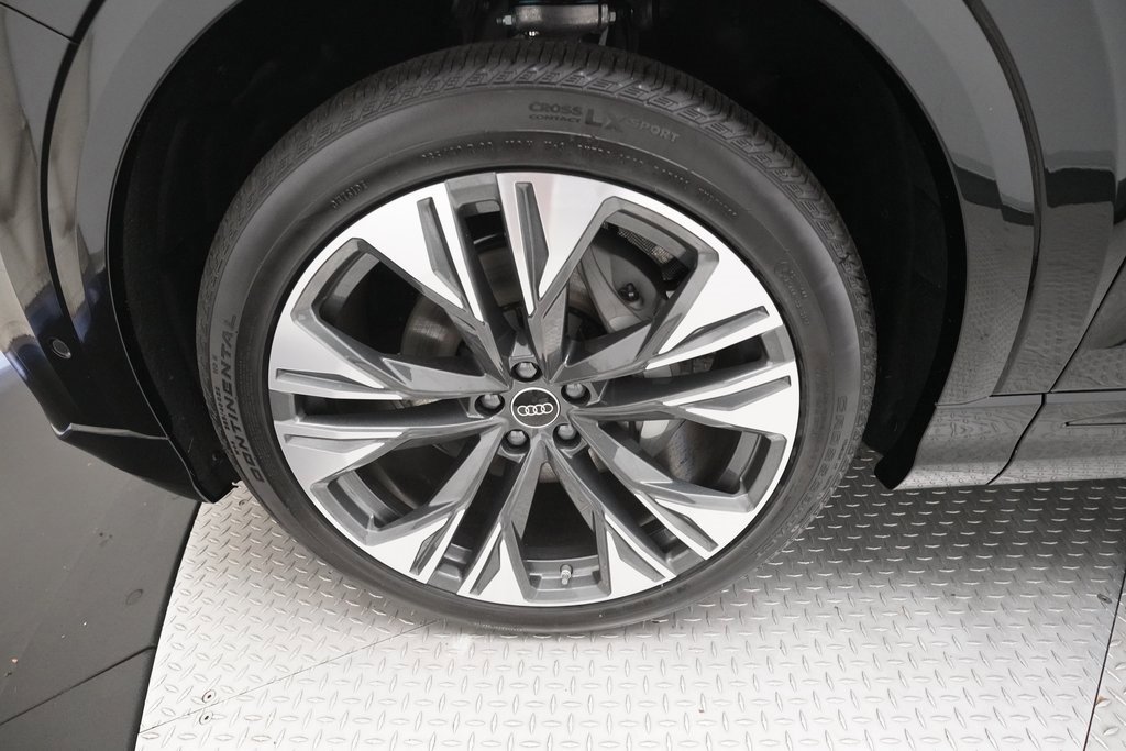 New 2026 Audi Q8 Premium Plus image 28