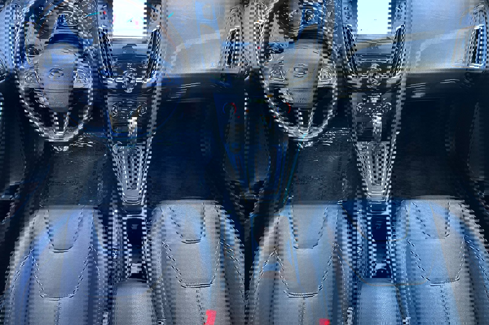 Used 2016 Ford Focus Titanium w/ Titanium Technology Package image 10