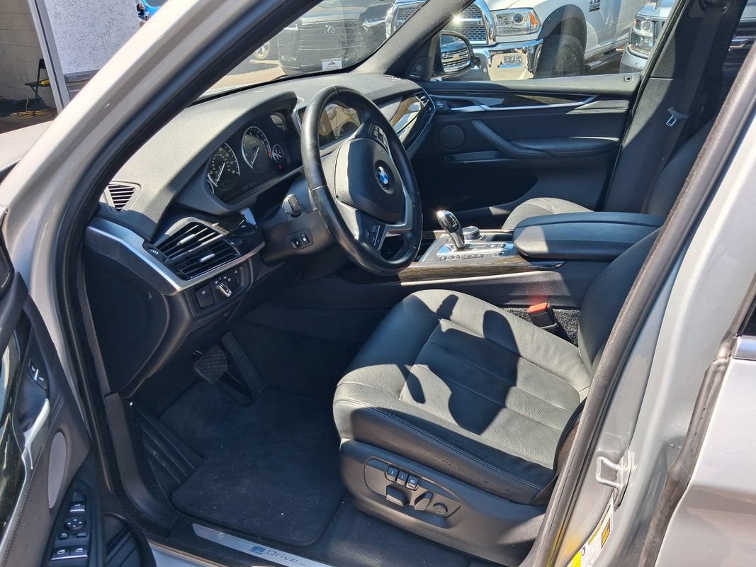 Used 2017 BMW X5 xDrive40e AWD/4WD image 9