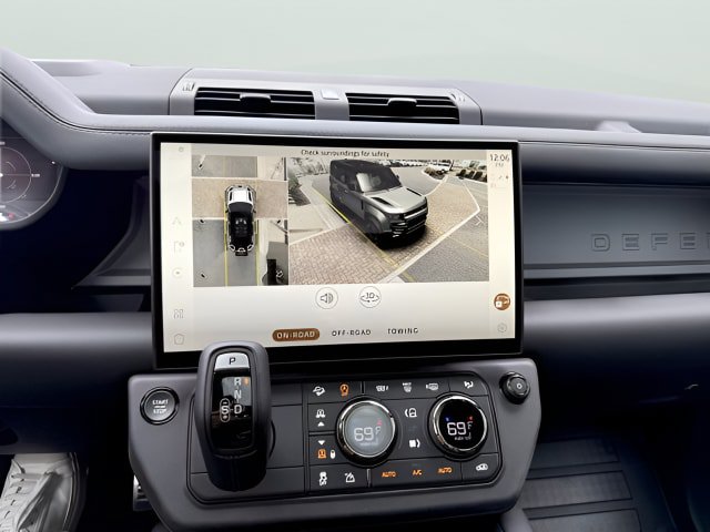 New 2026 Land Rover Defender 110 OCTA AWD/4WD image 76