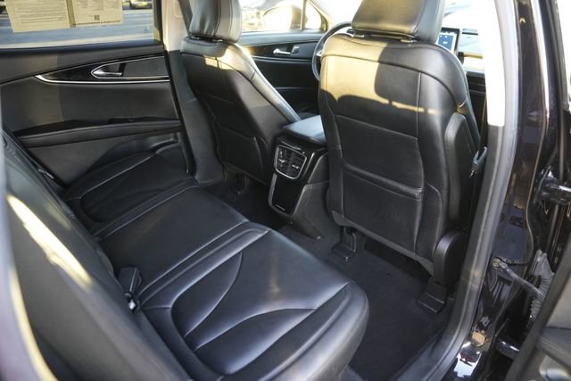 Used 2023 Lincoln Nautilus FWD w/ Premium Package image 14