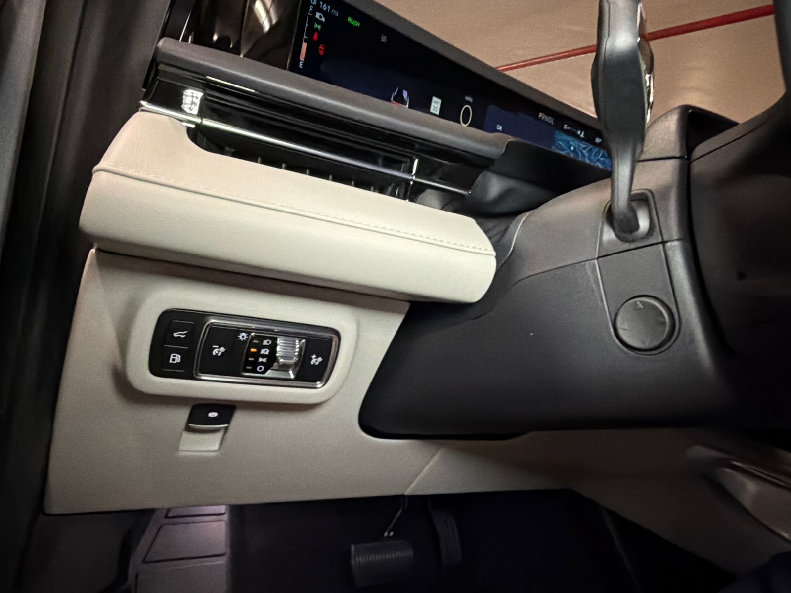 New 2026 Lincoln Nautilus Reserve AWD/4WD image 28