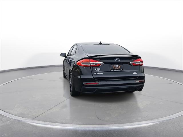 Used 2020 Ford Fusion SE w/ Equipment Group 151A image 7