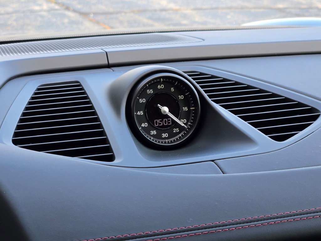 New 2025 Porsche Macan 4S Electric image 22