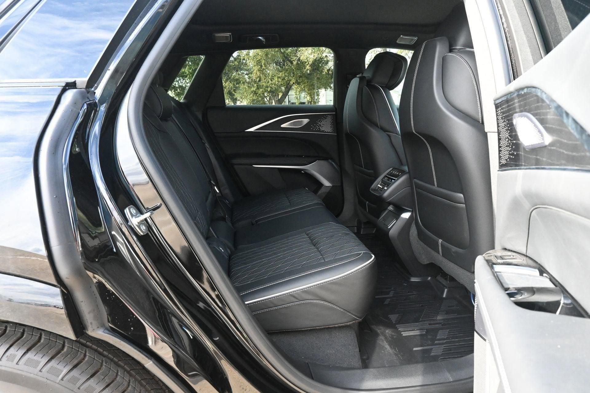 New 2026 Cadillac Lyriq V w/ LPO, Floor Liner Package image 98