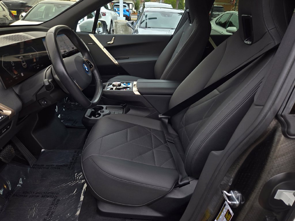 Used 2024 BMW iX xDrive50 w/ Convenience Package AWD/4WD image 20