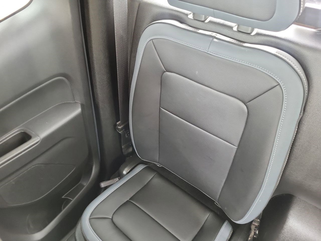 Used 2021 Chevrolet Colorado Z71 image 12