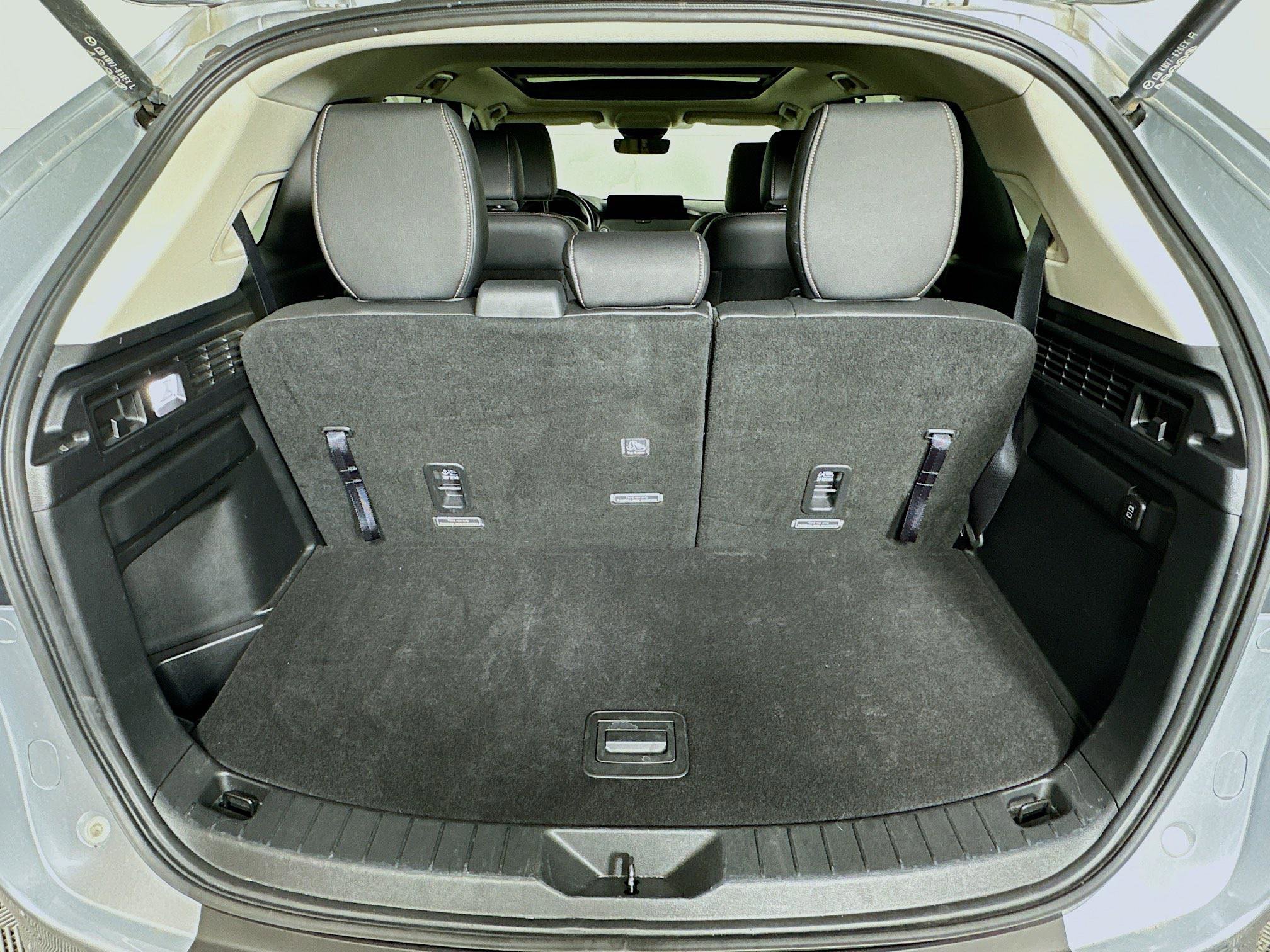 Used 2025 MAZDA CX-90 3.3 Turbo w/ Premium Sport Pkg image 32