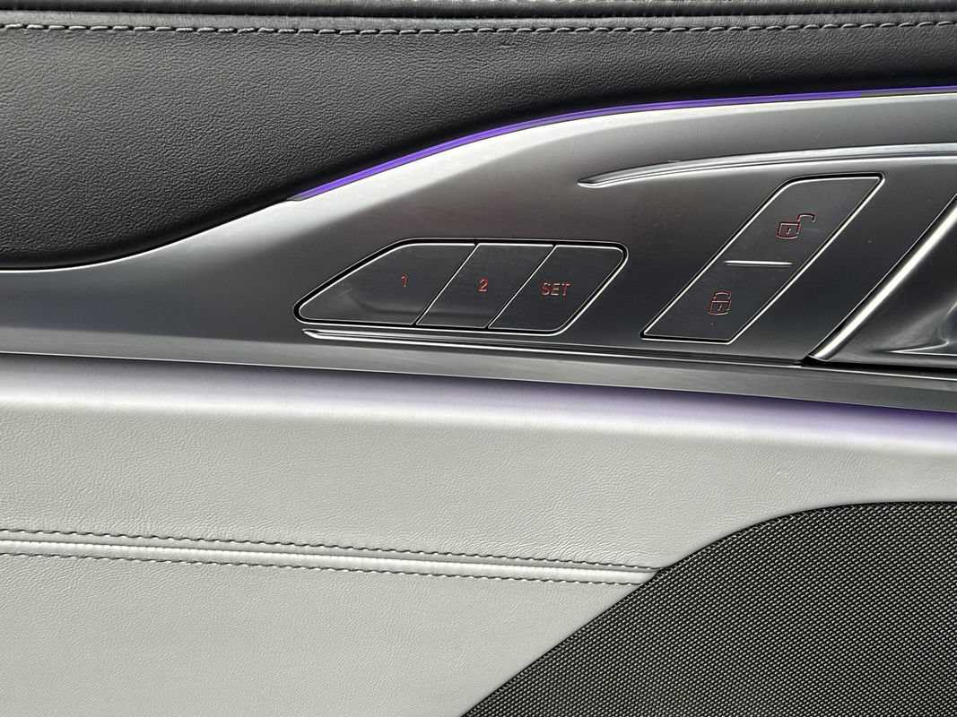 Used 2023 BMW M8 Competition AWD/4WD image 27