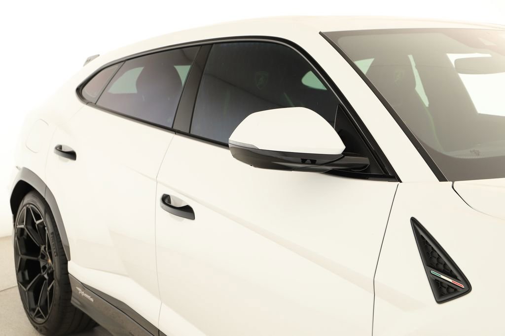 Used 2023 Lamborghini Urus Performante image 47