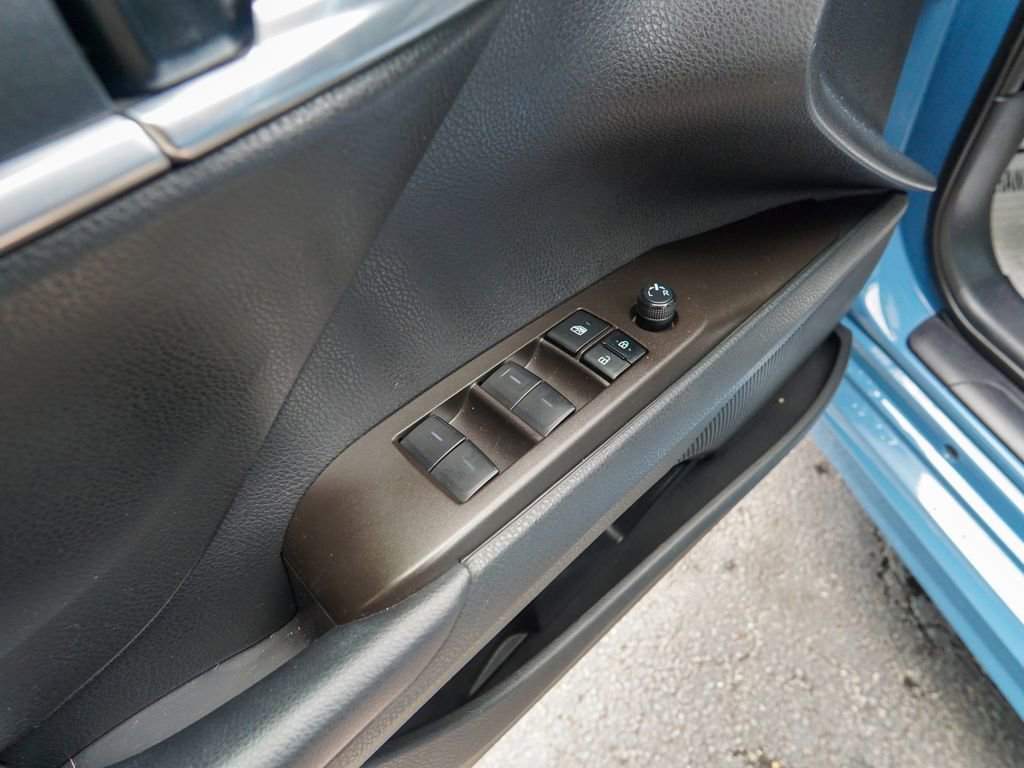 Used 2023 Toyota Camry SE w/ Convenience Package FWD image 16