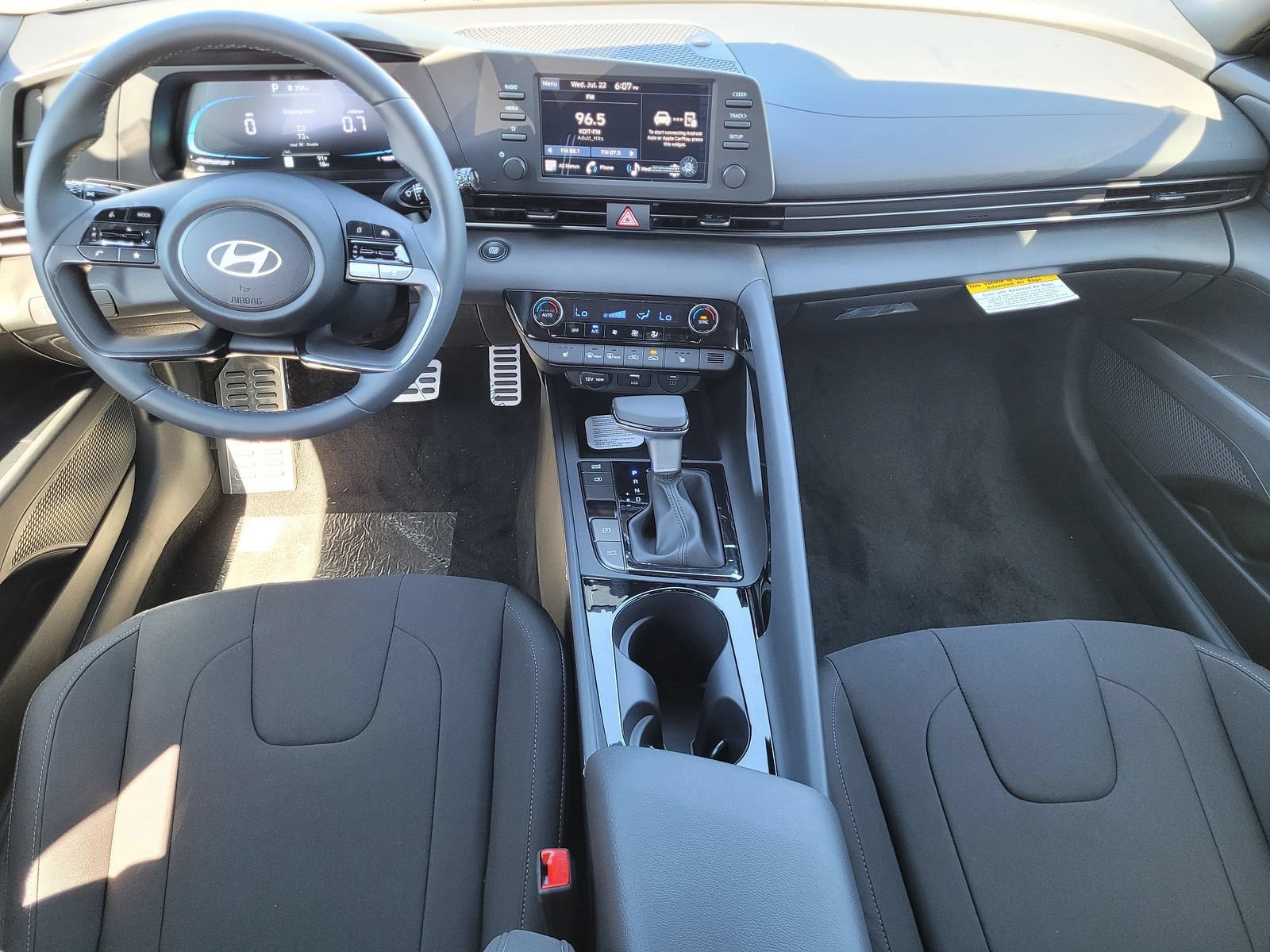 New 2026 Hyundai Elantra SEL Sport Premium FWD image 7