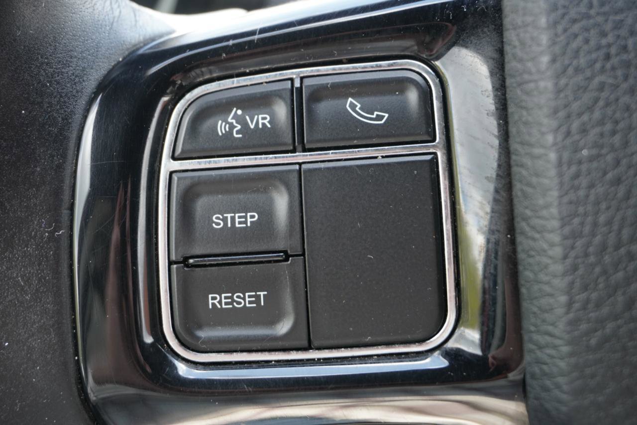Used 2014 Dodge Grand Caravan SE FWD image 11