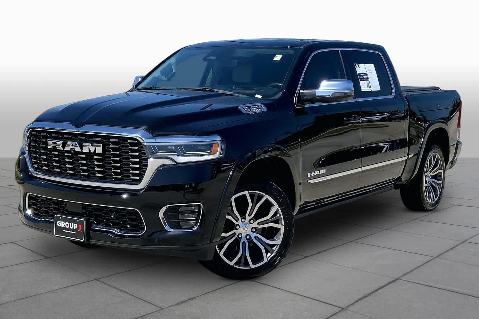 Used 2025 RAM 1500 Tungsten AWD/4WD image 2