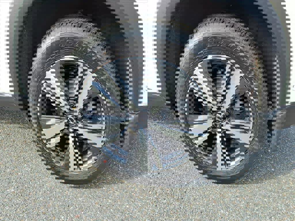 Certified 2023 Nissan Rogue SL w/ SL Premium Package image 9