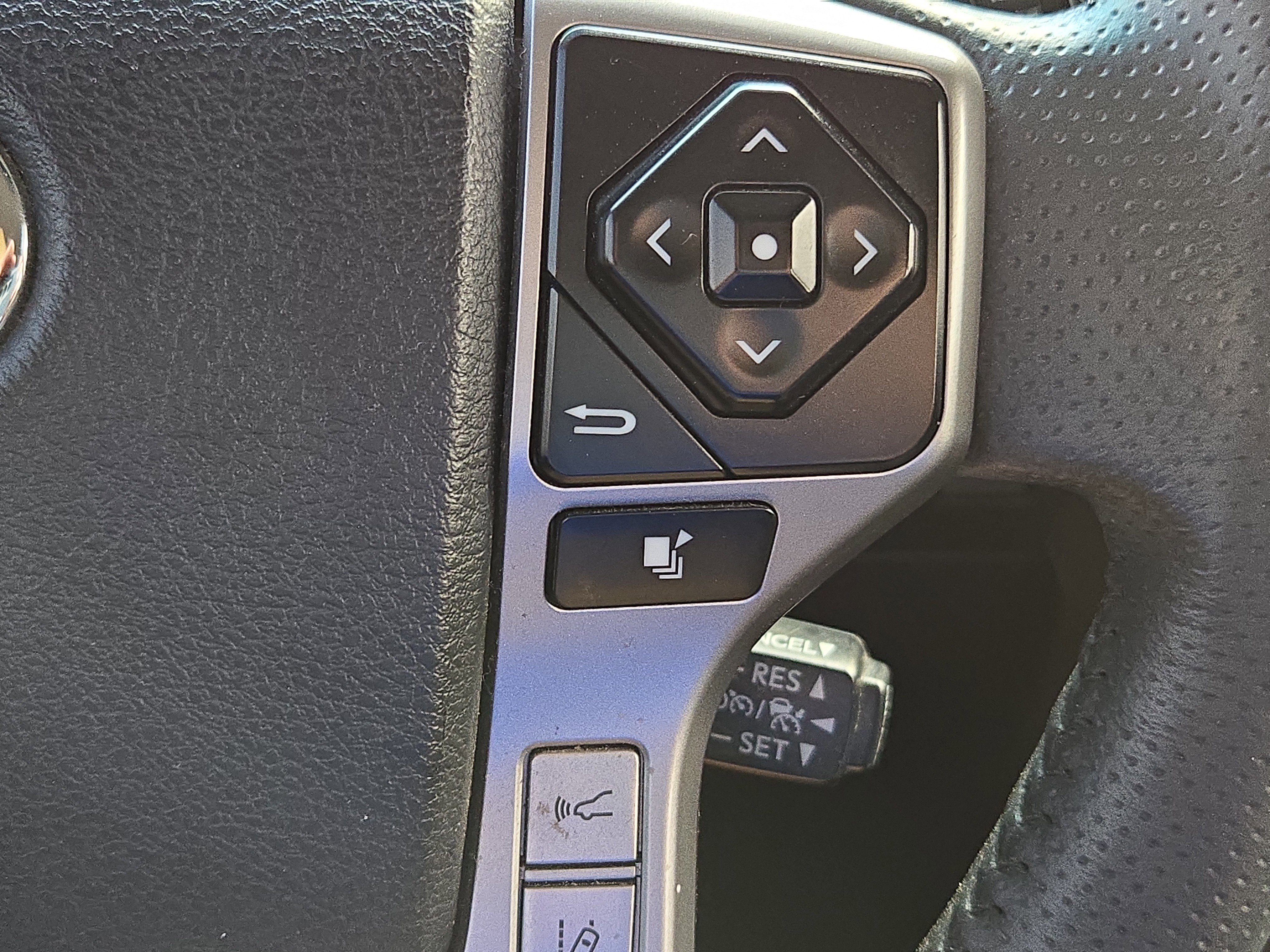 Used 2023 Toyota 4Runner TRD Sport w/ Technology Package image 25