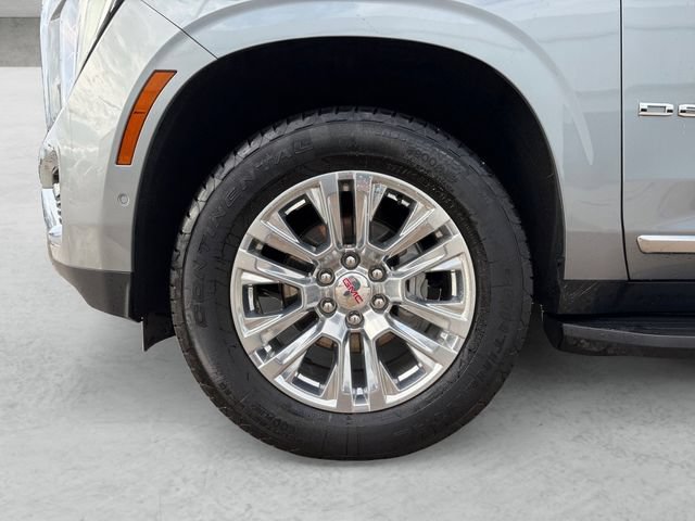 Used 2025 GMC Yukon XL Denali AWD/4WD image 23