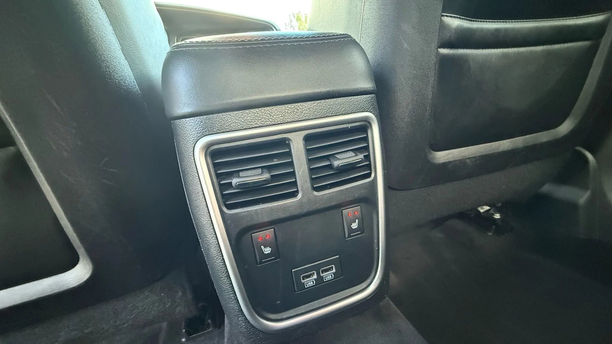 Used 2017 Dodge Charger SXT w/ AWD Plus Group image 24