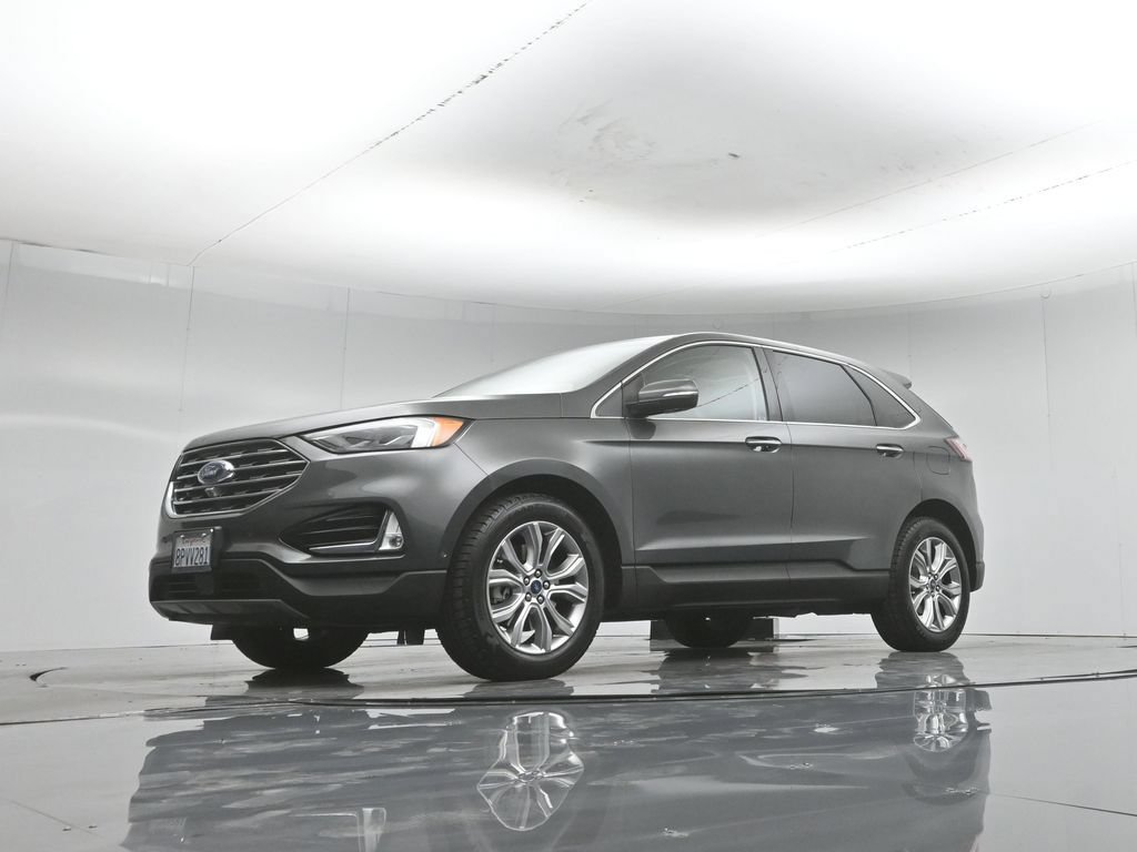 Used 2020 Ford Edge Titanium w/ Equipment Group 301A AWD/4WD image 47