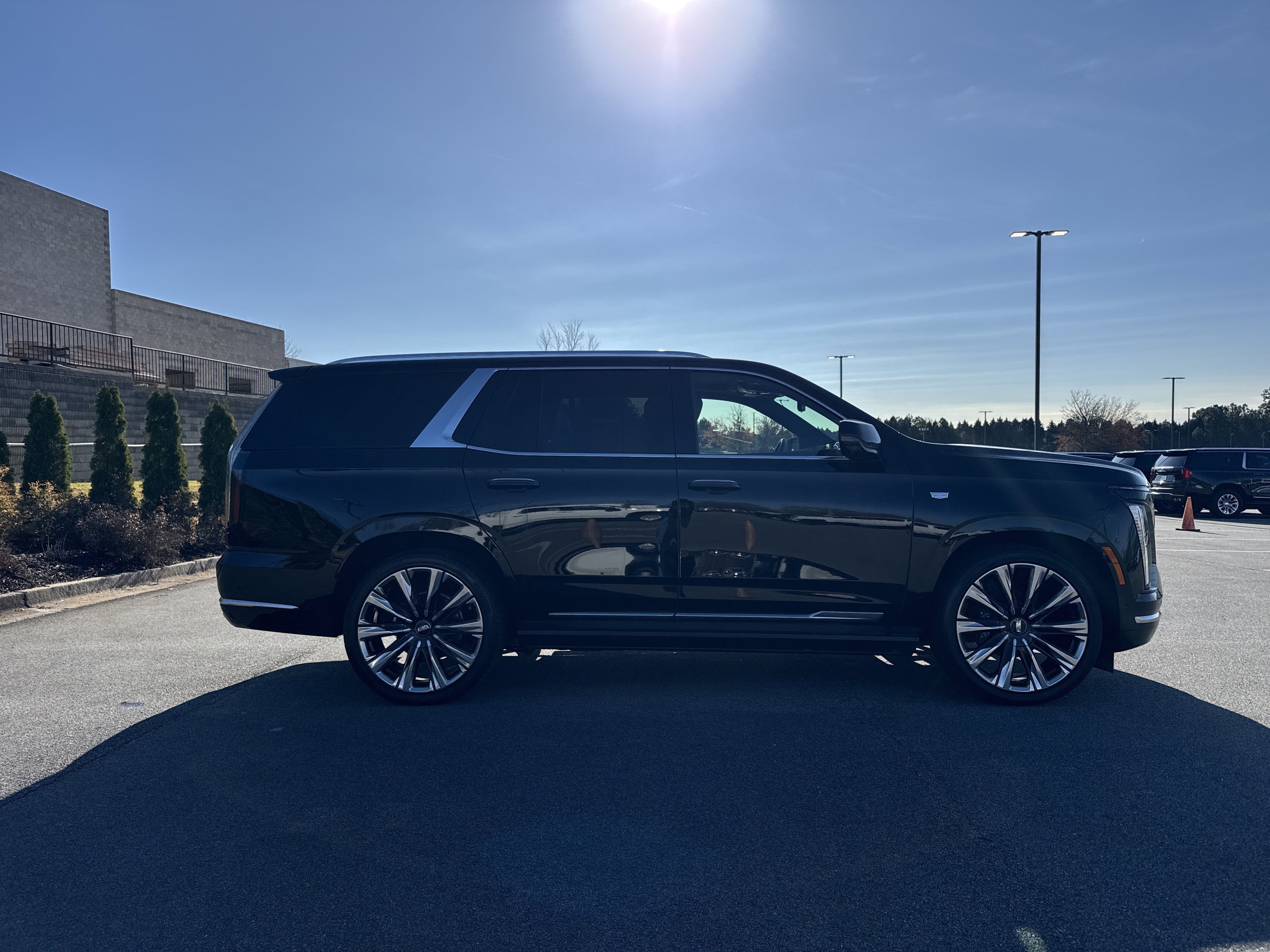 Used 2025 Cadillac Escalade Premium Luxury w/ Touring Package image 11